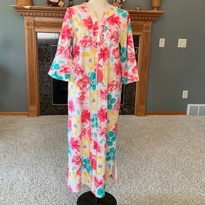 NATIONAL Loungewear Housecoat/House dress, size Small